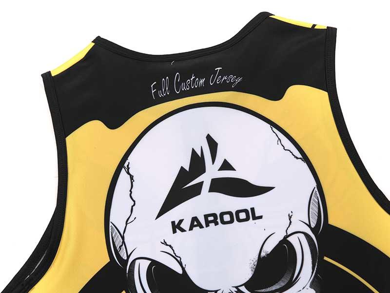 triathlon and short Karool Brand triathlon attire